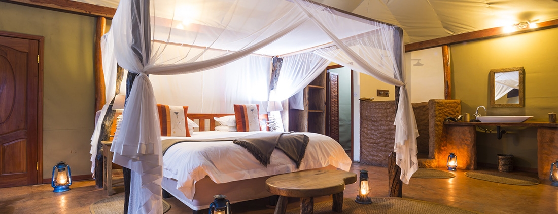 Interior de chalet - Mukambi Safari Lodge